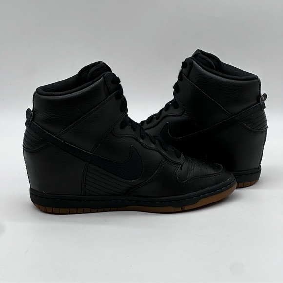 Nike Dunk Sky Hi Sneakers. Size 8.5 - Picture 4 of 10